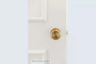 188 E 64th Street #1702, New York, NY 10065 - Photo 14