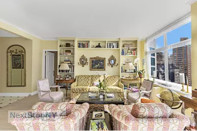 188 E 64th Street #1702, New York, NY 10065 - Photo 2