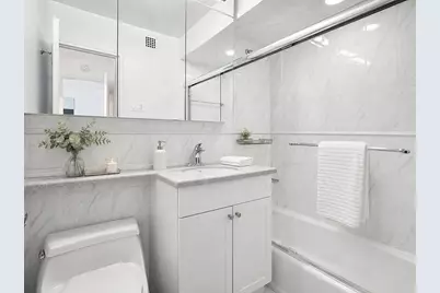 420 E 72nd Street #7L, New York, NY 10021 - Photo 8