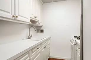 303 E 57th St, New York, NY 10022 - Photo 2