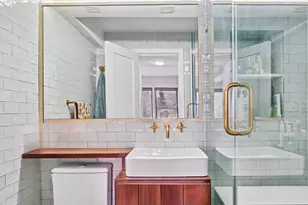 55 E 9th St, New York City, NY 10003 - Photo 4
