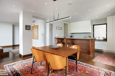 1 W 67th Street #707/7W, New York City, NY 10023 - Photo 10