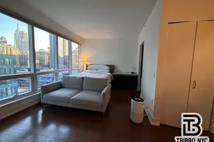 350 W 42nd St, New York, NY 10036 - Photo 10