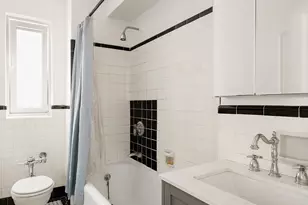 49 E 96th St, New York, NY 10128 - Photo 10