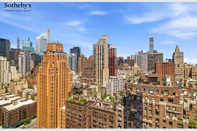 870 United Nations Plaza #23B, New York City, NY 10017 - Photo 16