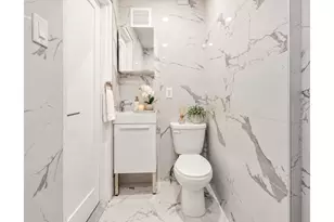 135 W 95th St, New York City, NY 10025 - Photo 4