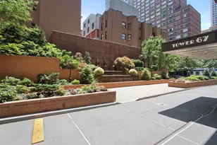 145 W 67th St, New York, NY 10023 - Photo 14