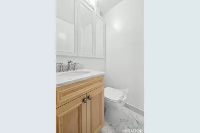145 W 67th Street #21K, New York, NY 10023 - Photo 2