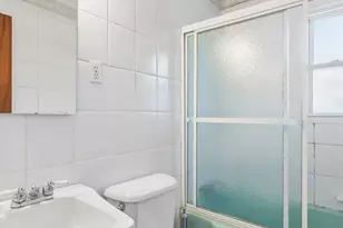146-17 Delaware Ave, Flushing, NY 11355 - Photo 16