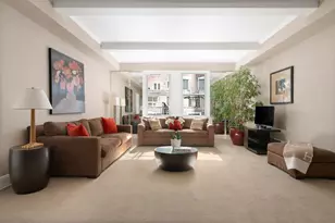 111 E 56th St, New York, NY 10022 - Photo 1
