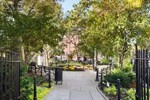 299 W 12th St, New York, NY 10014 - Photo 10