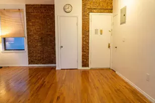 401 W 47th St, New York, NY 10036 - Photo 2