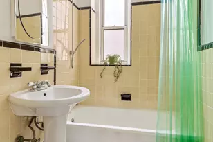 176 Seeley St, New York City, NY 11218 - Photo 8