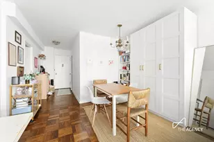 150 E 61st St, New York, NY 10065 - Photo 2