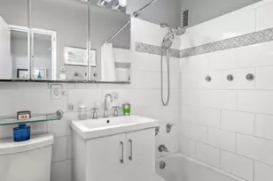 100 W 94th St, New York City, NY 10025 - Photo 8