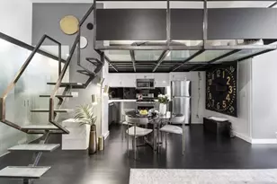 310 E 40th St, New York City, NY 10016 - Photo 2