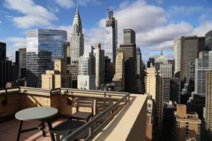 310 E 40th St, New York City, NY 10016 - Photo 16