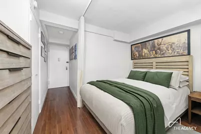 321 E 45th Street #10A, New York, NY 10017 - Photo 1
