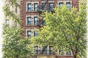 234 E 50th St, New York City, NY 10022 - Photo 4