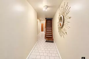 21-50 71st St, New York City, NY 11370 - Photo 4
