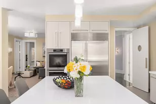 993 Park Ave, New York, NY 10028 - Photo 8