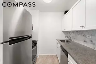 301 E 69th St, New York, NY 10021 - Photo 4