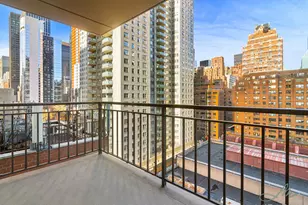 330 E 39th St, New York City, NY 10016 - Photo 2
