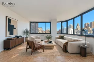 2000 Broadway, New York, NY 10023 - Photo 2