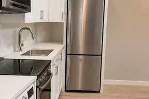 269 E Houston St, New York, NY 10002 - Photo 2