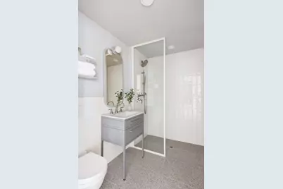 547 W 47th Street #912, New York City, NY 10036 - Photo 6