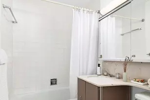 20 W 64th St, New York, NY 10023 - Photo 6