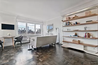 14 Horatio Street #16J, New York City, NY 10014 - Photo 4