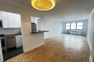 442 W 57th St, New York, NY 10019 - Photo 1