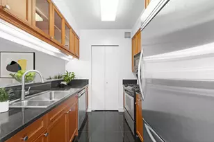 220 Riverside Blvd, New York, NY 10069 - Photo 14