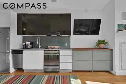 315 Gates Avenue #2G, New York City, NY 11216 - Photo 2