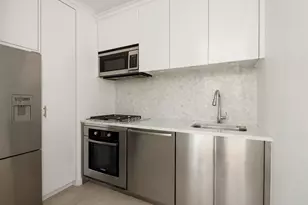 117 E 57th St, New York, NY 10022 - Photo 4