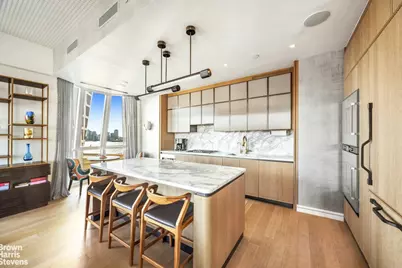 515 W 18th Street #1702, New York City, NY 10011 - Photo 2
