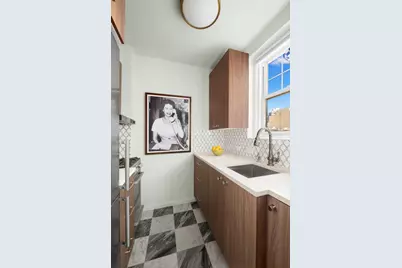 299 W 12th Street #6B, New York, NY 10014 - Photo 2