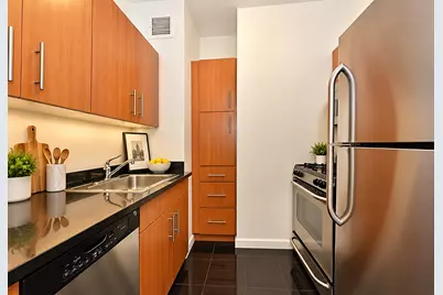 20 West Street #22E, New York, NY 10004 - Photo 2