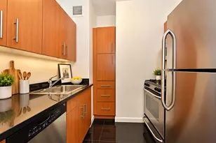 20 West St, New York, NY 10004 - Photo 2