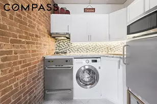 76 W 85th St, New York, NY 10024 - Photo 4