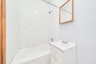 462 9th Ave, New York City, NY 10018 - Photo 10