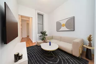 462 9th Ave, New York City, NY 10018 - Photo 1
