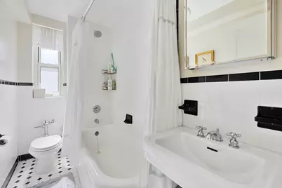 414 E 52nd Street #9F, New York, NY 10022 - Photo 8