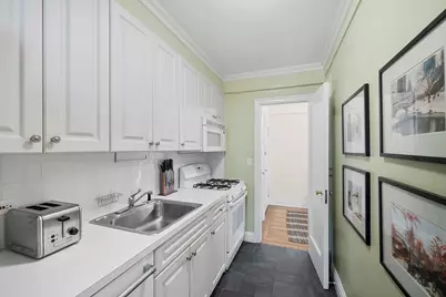 414 E 52nd Street #9F, New York, NY 10022 - Photo 6
