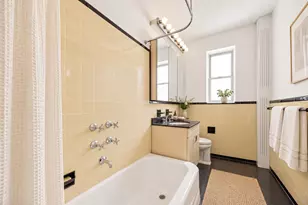 915 E 17th St, Brooklyn, NY 11230 - Photo 8