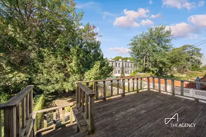 35 Hausman Street, New York City, NY 11222 - Photo 6