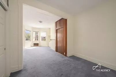 35 Hausman Street, New York City, NY 11222 - Photo 8