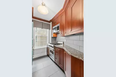 7 E 85th Street #5D, New York, NY 10028 - Photo 4