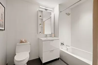 166-20 90th Avenue #850S, New York City, NY 11432 - Photo 8